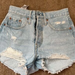 levi 501 shorts